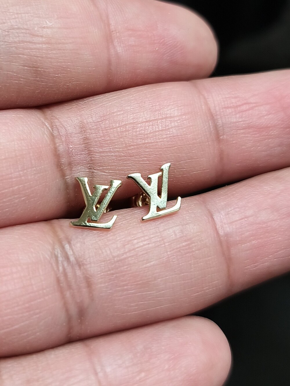 14ky Gold Initial Stud Earrings